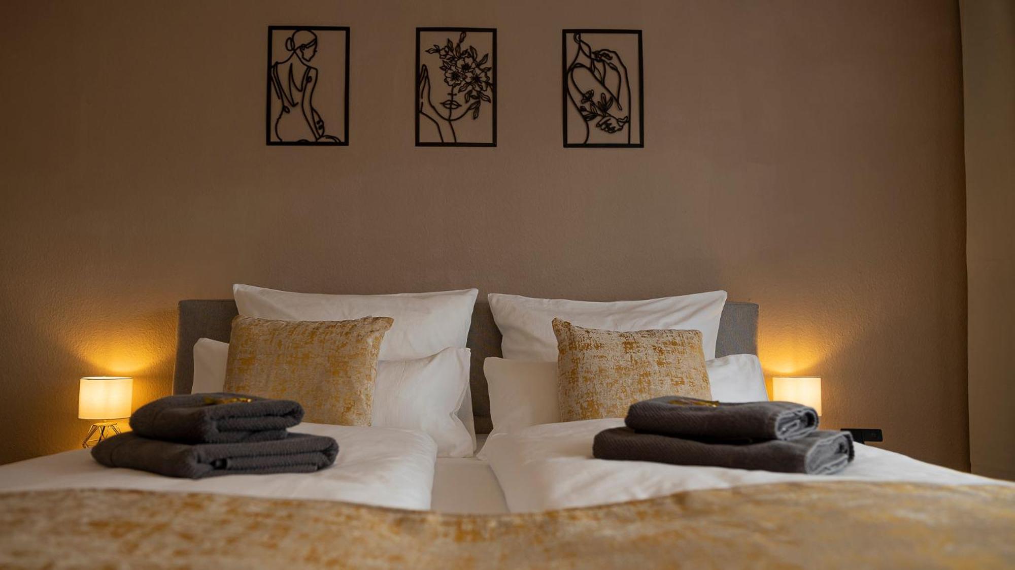 Luxx Home Mm, Airport- Fuer 7 Personen-Parken-Kueche Trunkelsberg ภายนอก รูปภาพ